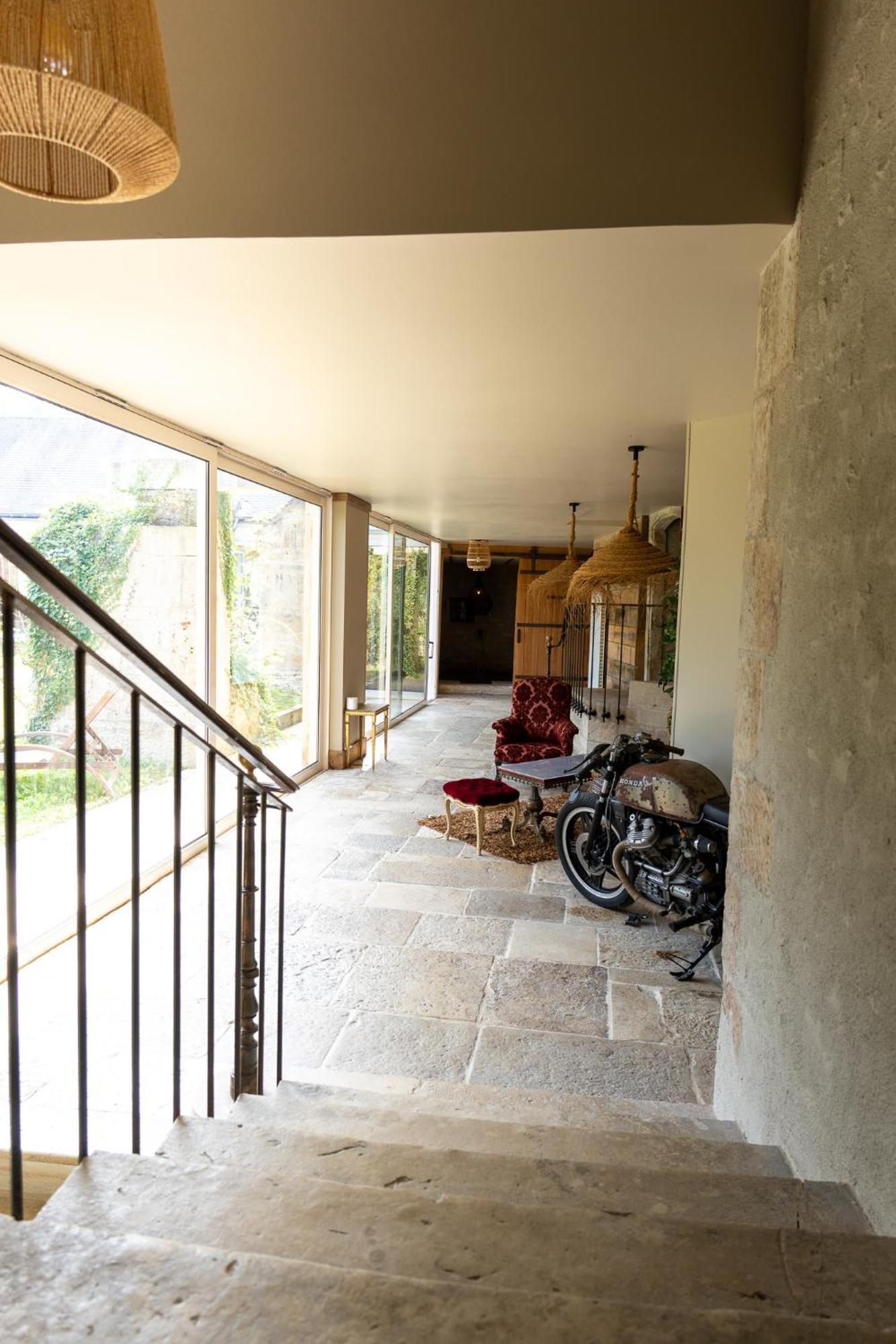 L'Abbaye Saint Michel Bed & Breakfast Tonnerre Eksteriør bilde
